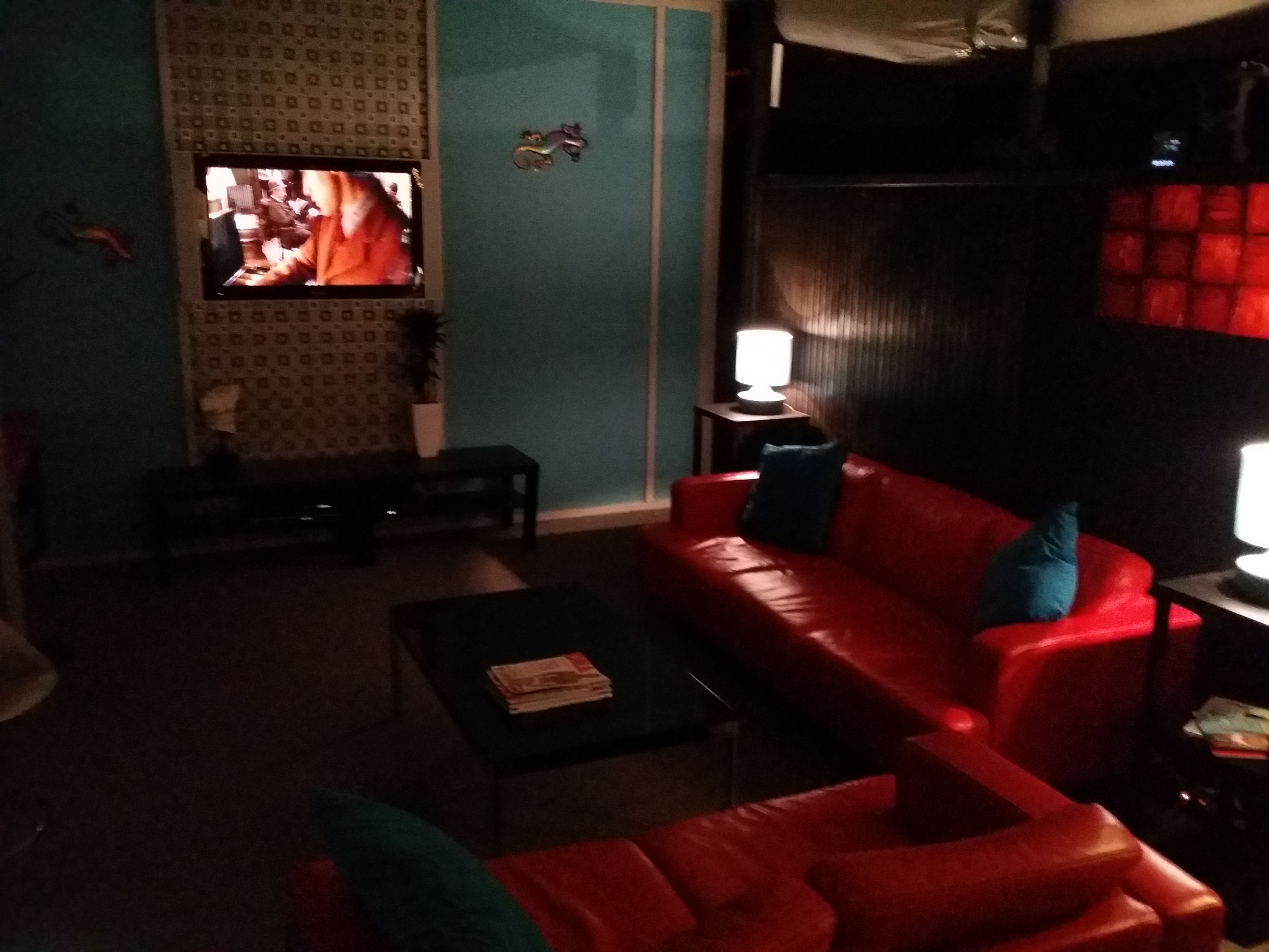 fish tank  n couch